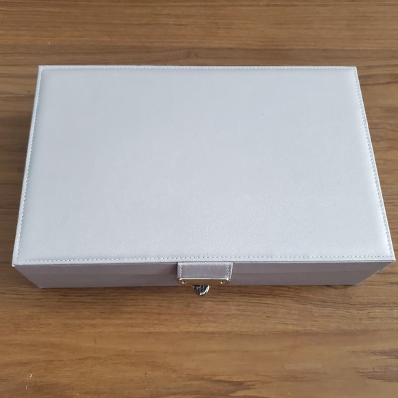 Ulta Beauty Makeup Collection With Case - Picture 3 of 3